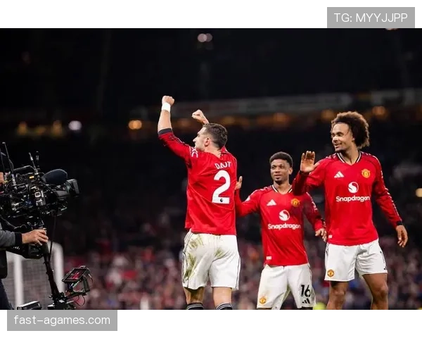 B费如何通过进攻型中场角色主导比赛节奏