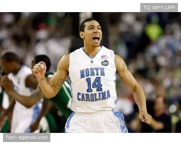 丹尼·格林无球跑位提升三分命中率明显优于队友