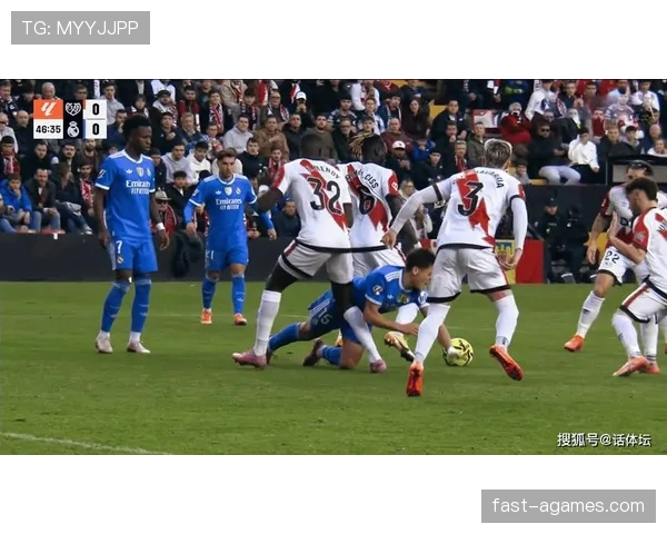 皇马关键战节奏失控，攻防转换效率下滑影响争冠形势