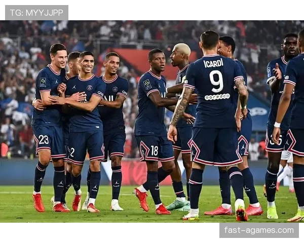 巴黎圣日耳曼：豪华阵容下的战术迷失，是“巨星危机”还是争冠路上的必然代价？